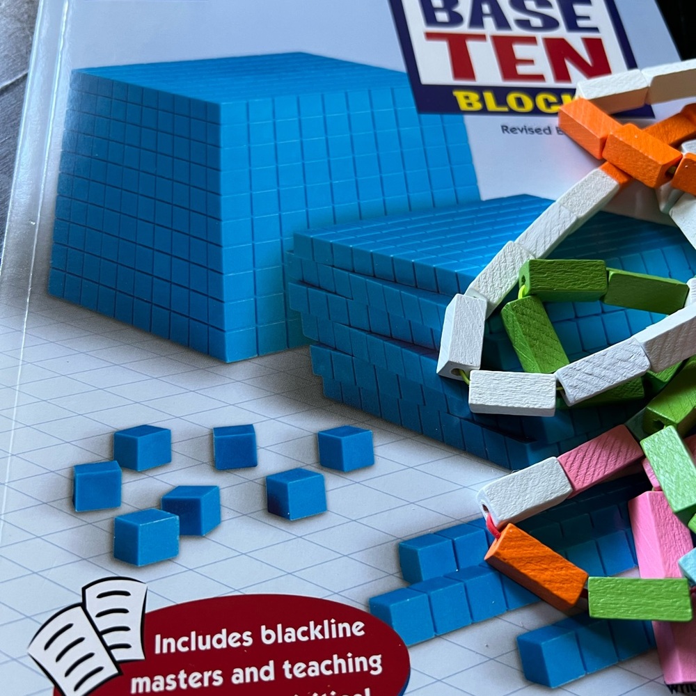 Learning Resources Interlocking Base Ten StarterSet - Picture 3 of 5